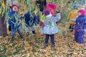 Grupas "Rausītis" bērni iepazīst rudeni